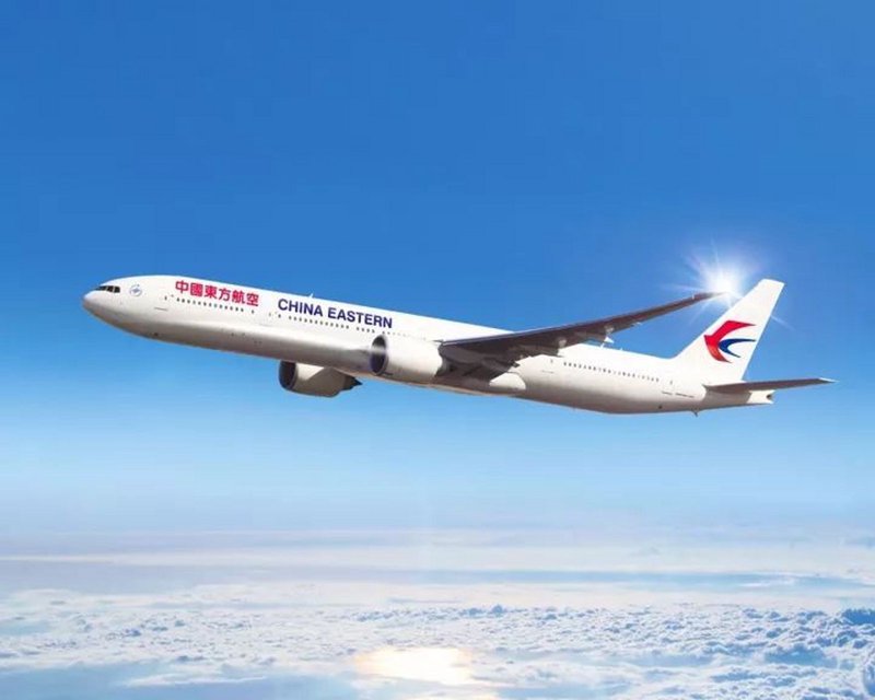 机舱广告:空中传播的时尚与信息